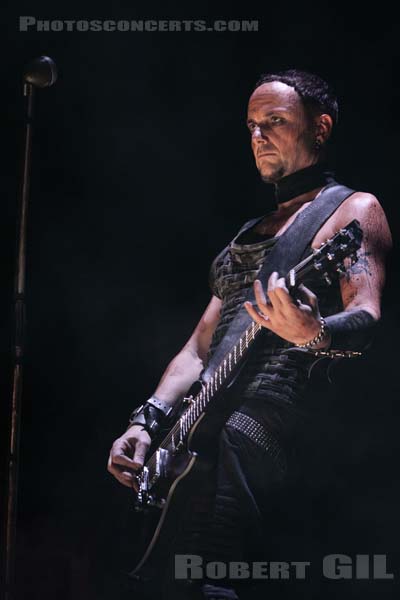 RAMMSTEIN - 2009-12-09 - PARIS - Bercy - 